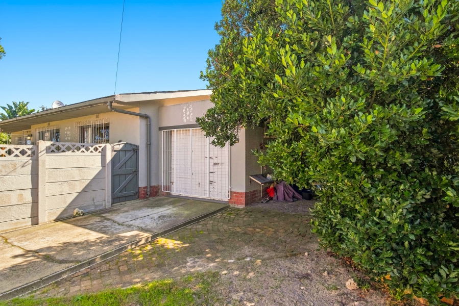 3 Bedroom Property for Sale in Plumstead Western Cape